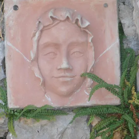 Tik Hegyi Haz * Monoszlo