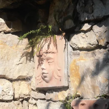 Tik Hegyi Haz بيت للعطل *