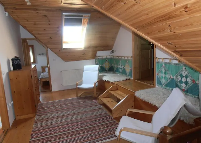 Tik Hegyi Haz Monoszlo