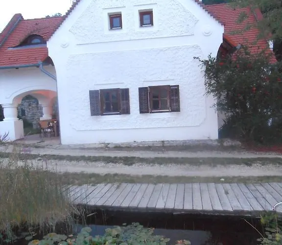 Tik Hegyi Haz Monoszlo