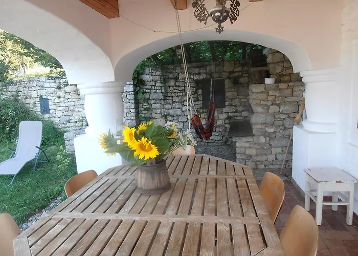 Tik Hegyi Haz * Monoszlo