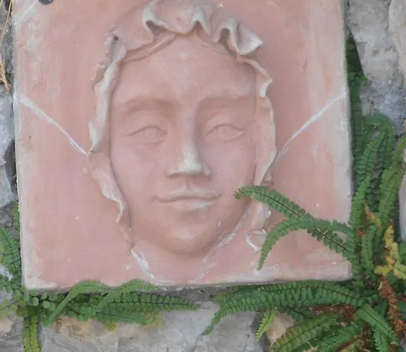 Tik Hegyi Haz * Monoszlo