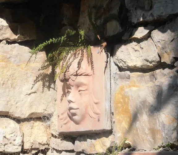 Tik Hegyi Haz Holiday home *